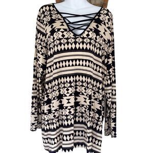 Signature Weekend tunic top size 1X.  0210